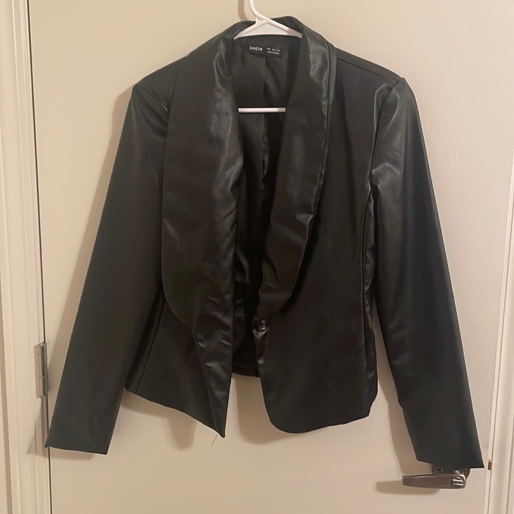 Leather Blazer✨